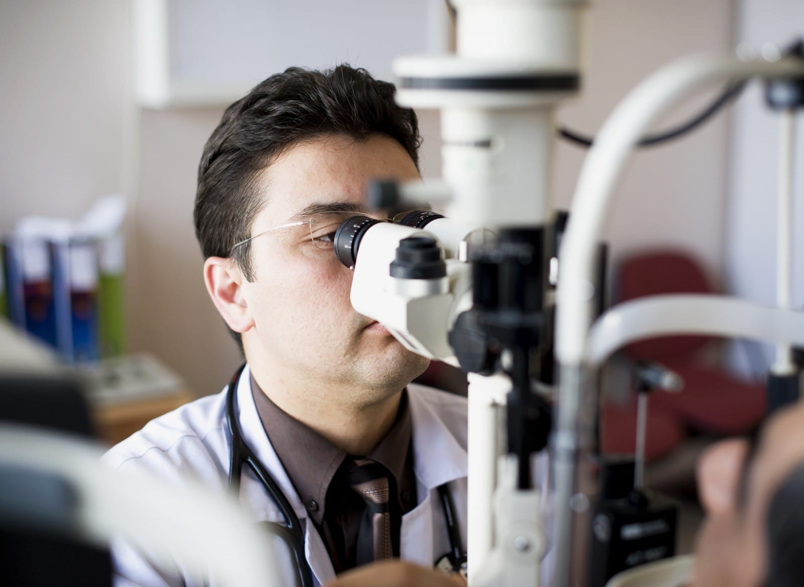 Opticians-1600x1168-1