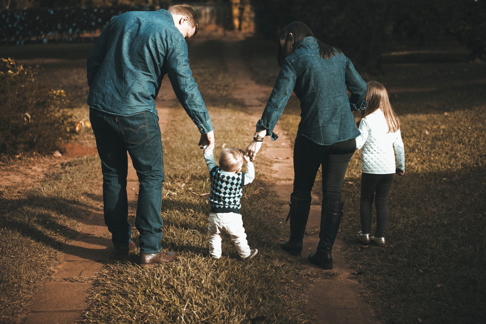 family-walking-on-path-1682497-scaled-1