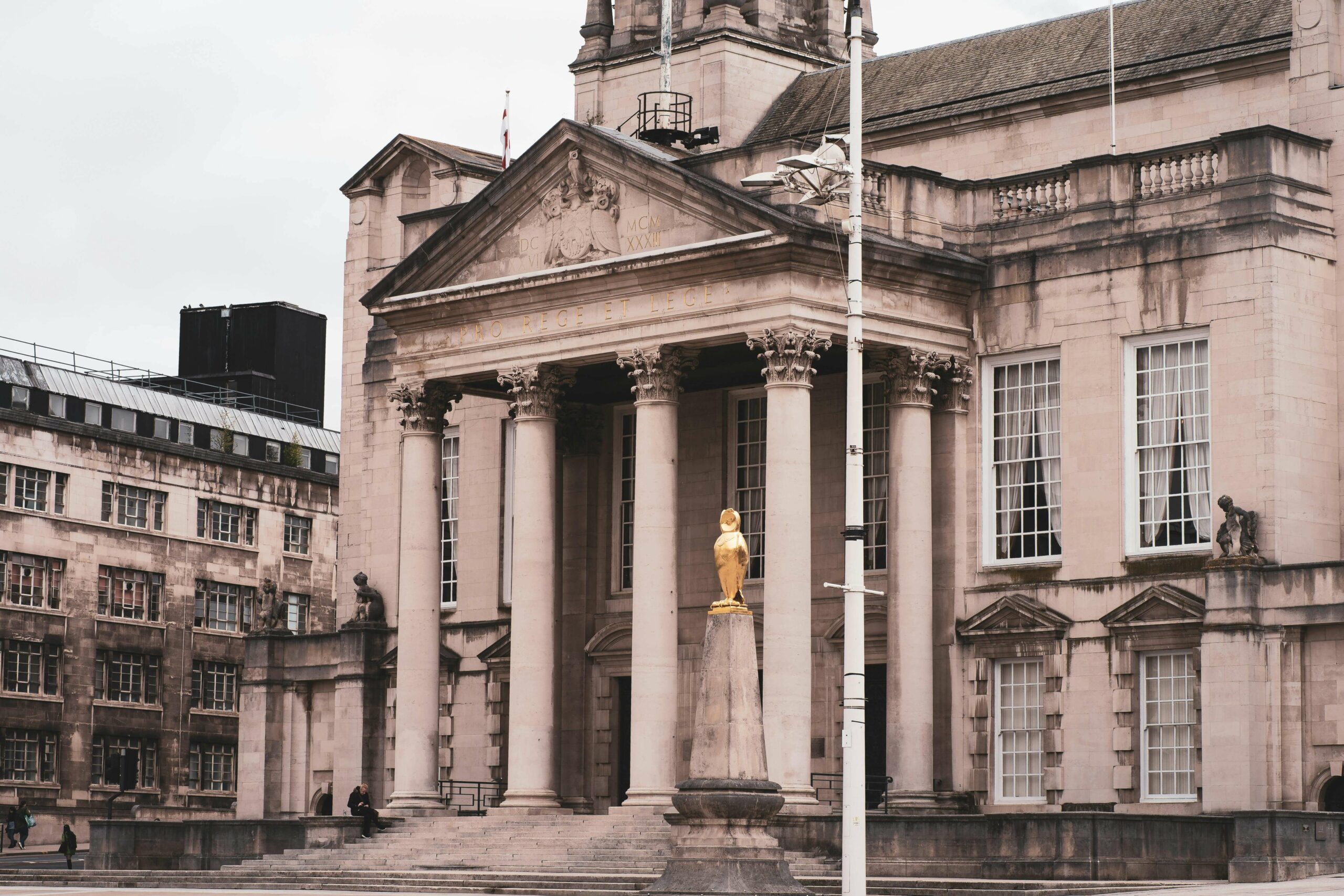 pexels-szymon-shields-1503561-8070156-1-scaled